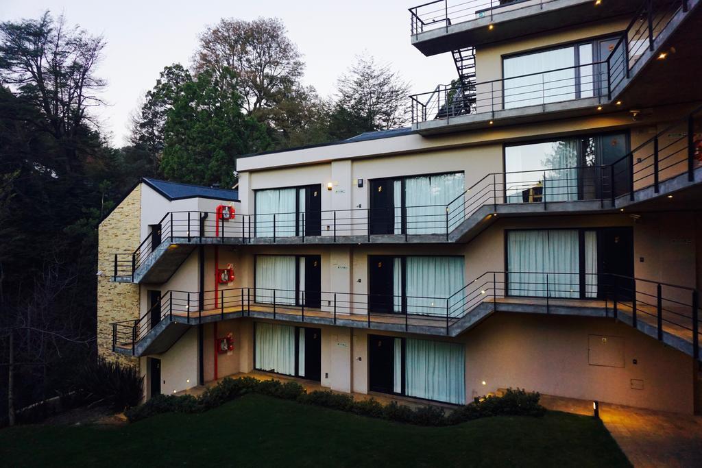 El Oasis Apart Hotel San Martín de los Andes 外观 照片